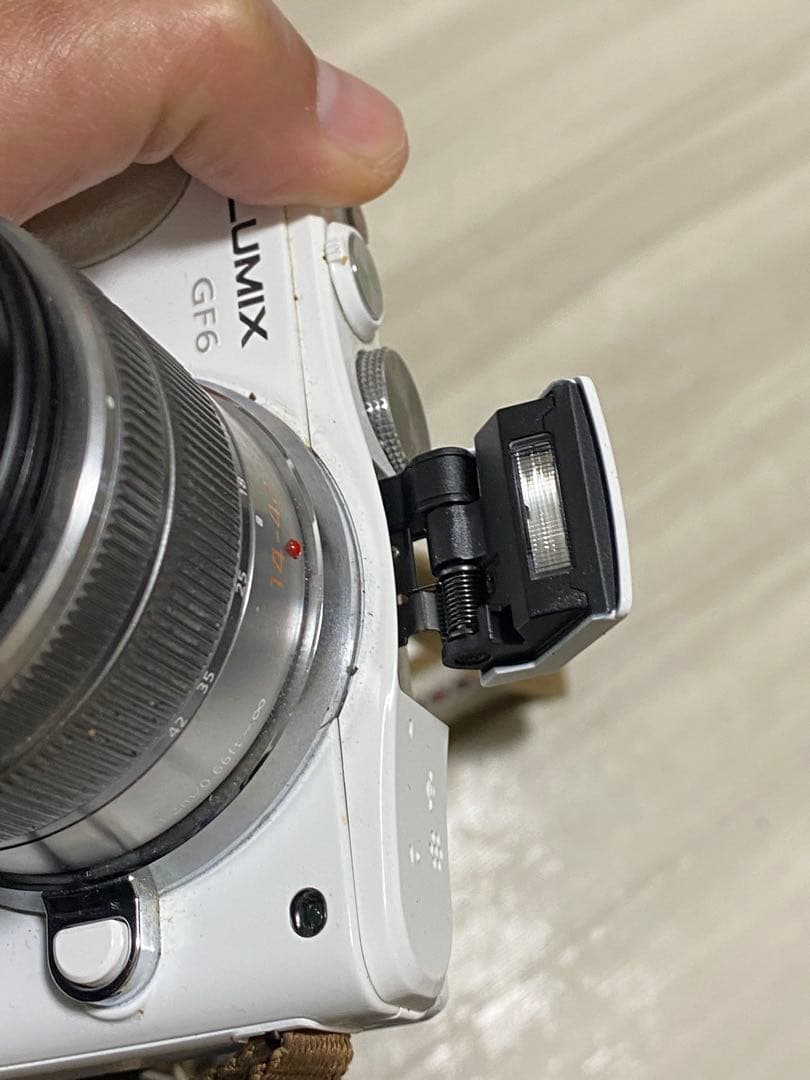 パナソニック　LUMIX GF6 ホワイト ジャンク