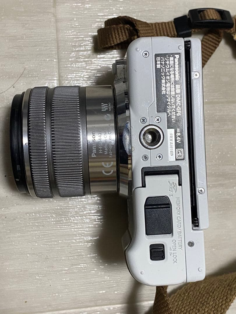 パナソニック　LUMIX GF6 ホワイト ジャンク