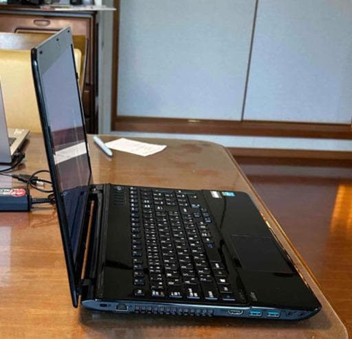 NEC LaVie Windows11 Corei3 SSD Office 美品