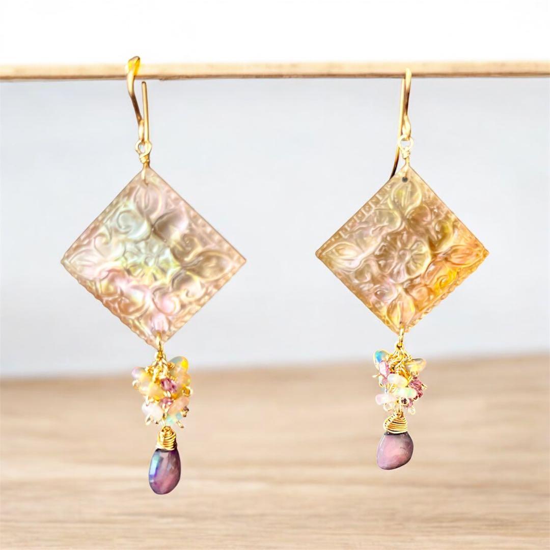 SALE14kgfブラウンシェル✖️水晶タブレットピアス