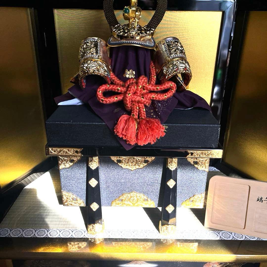 兜飾り一式セット　本金盛上　5月中高台　金ボカシ　松遠山　端午の節句　安価提供