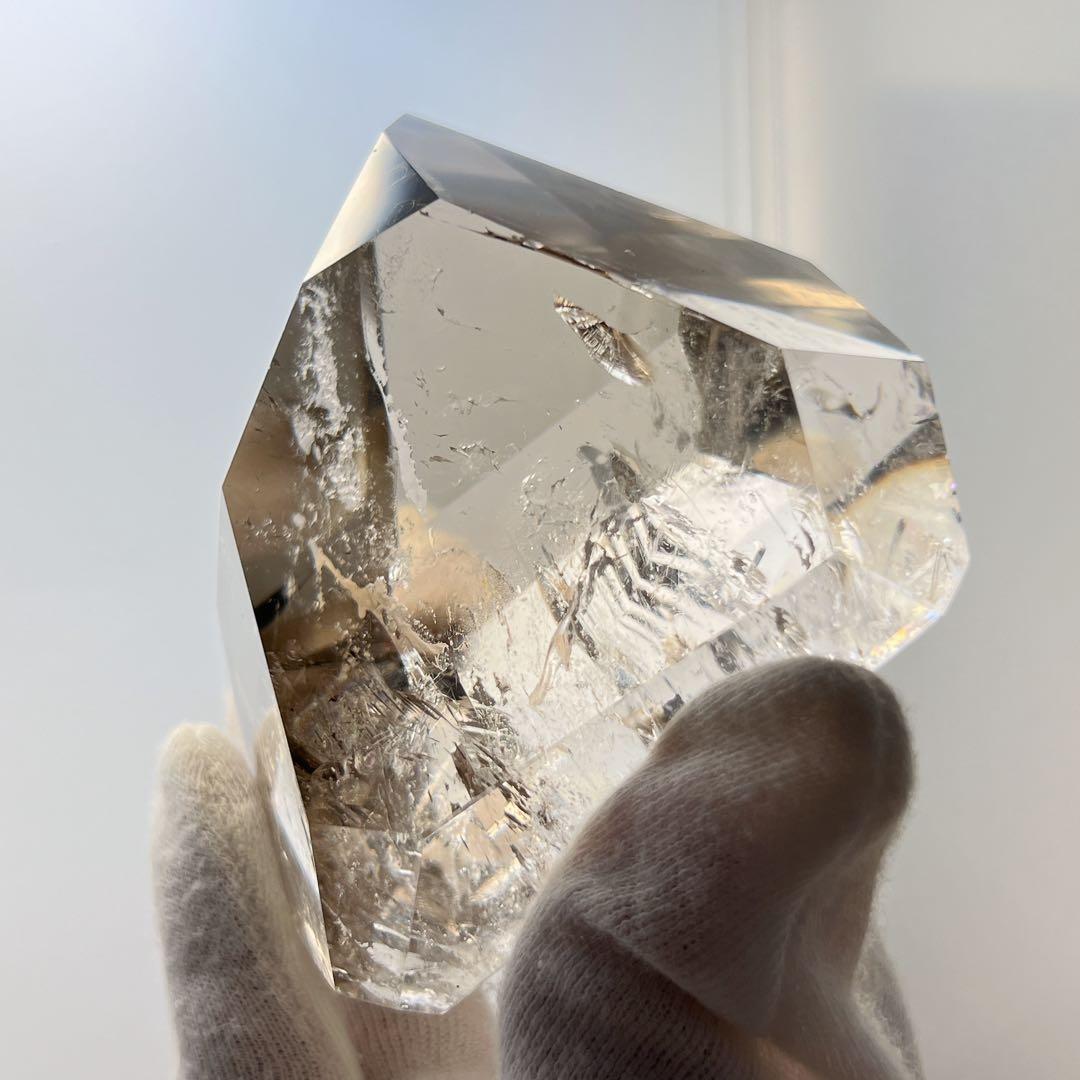 天然石 ライトスモーキーレムリアンクォーツ 台座付き