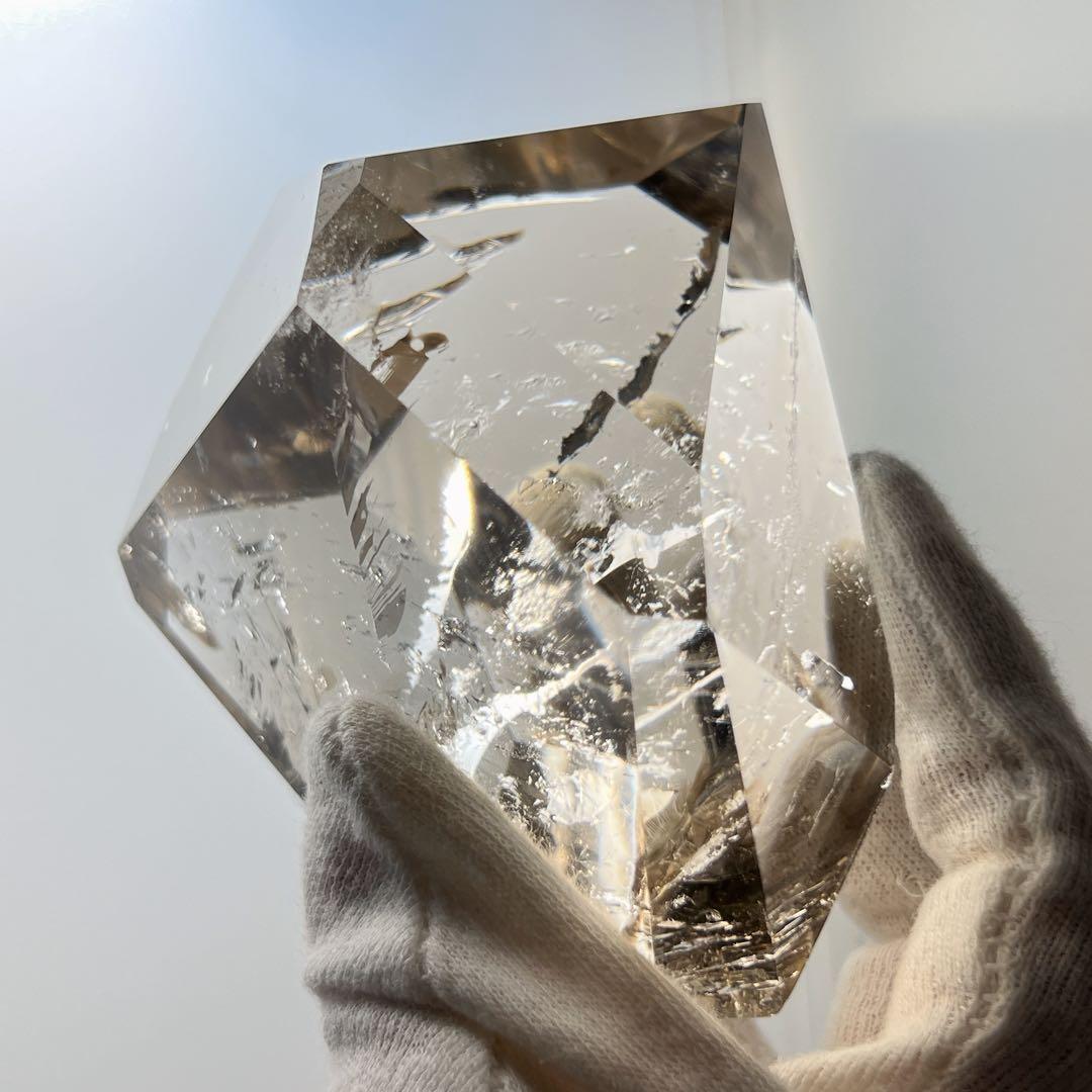 天然石 ライトスモーキーレムリアンクォーツ 台座付き