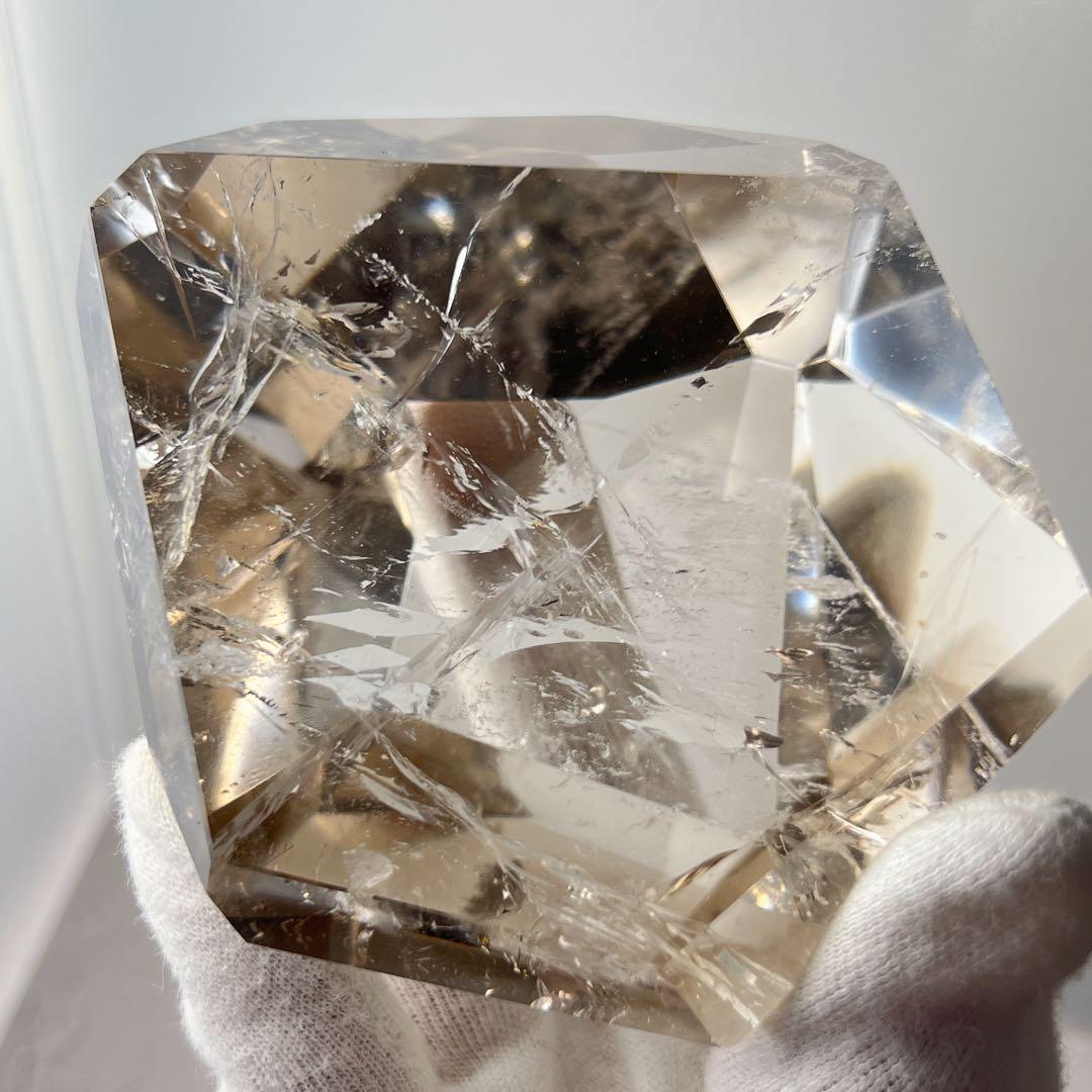 天然石 ライトスモーキーレムリアンクォーツ 台座付き