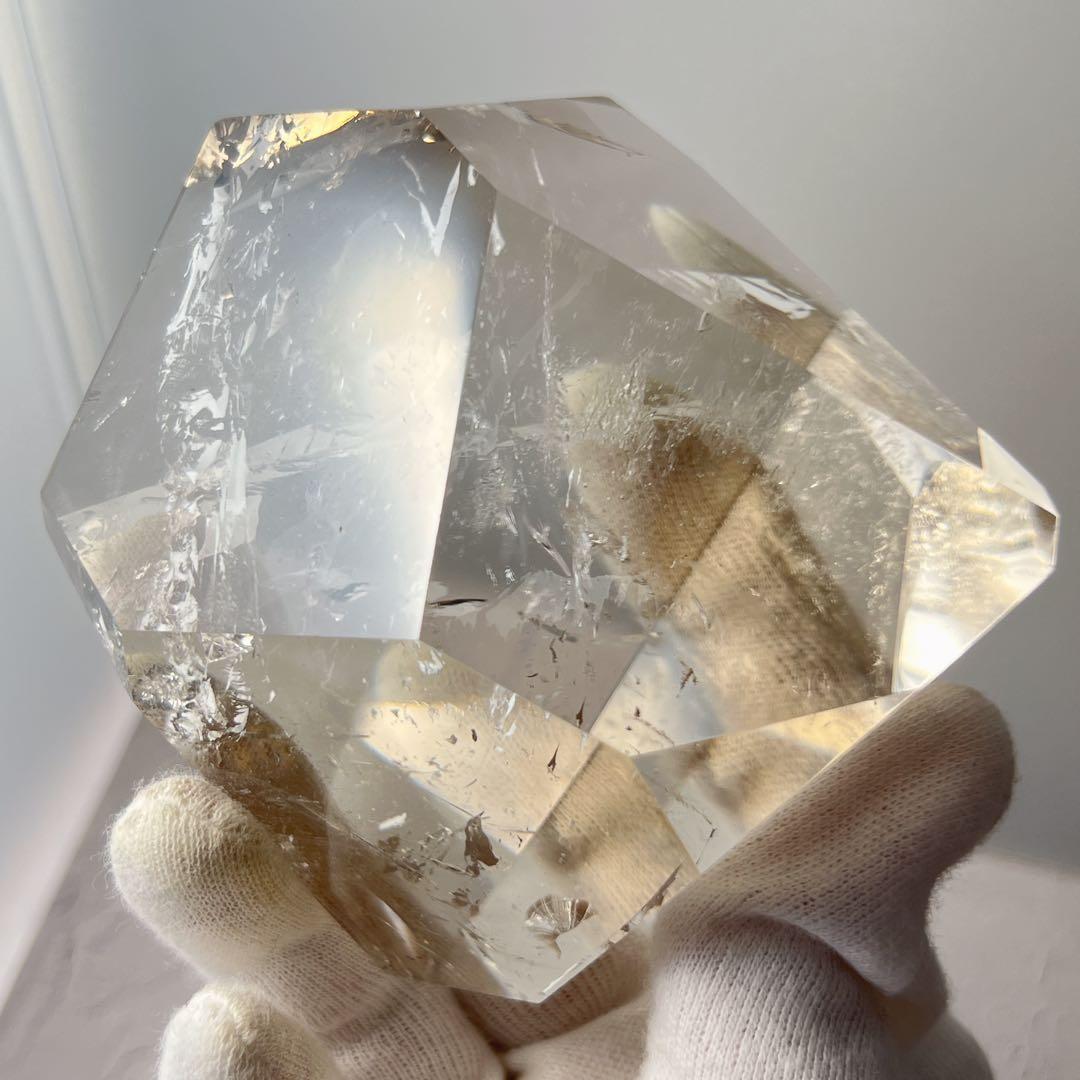 天然石 ライトスモーキーレムリアンクォーツ 台座付き