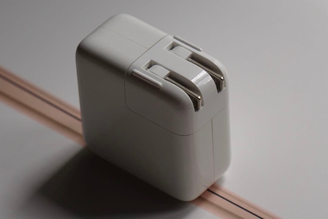 MacBook本体 Macbook Air 13in Apple M1 Chip