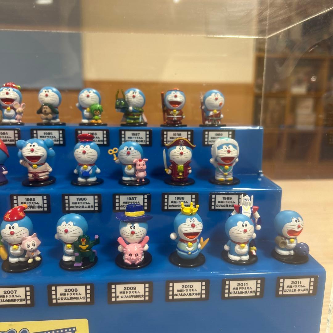 ドラえもんフィギュアコレクション 全32体エラー商品
