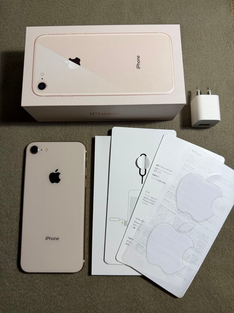 【動作未確認】iPhone 8 256GB ゴールド