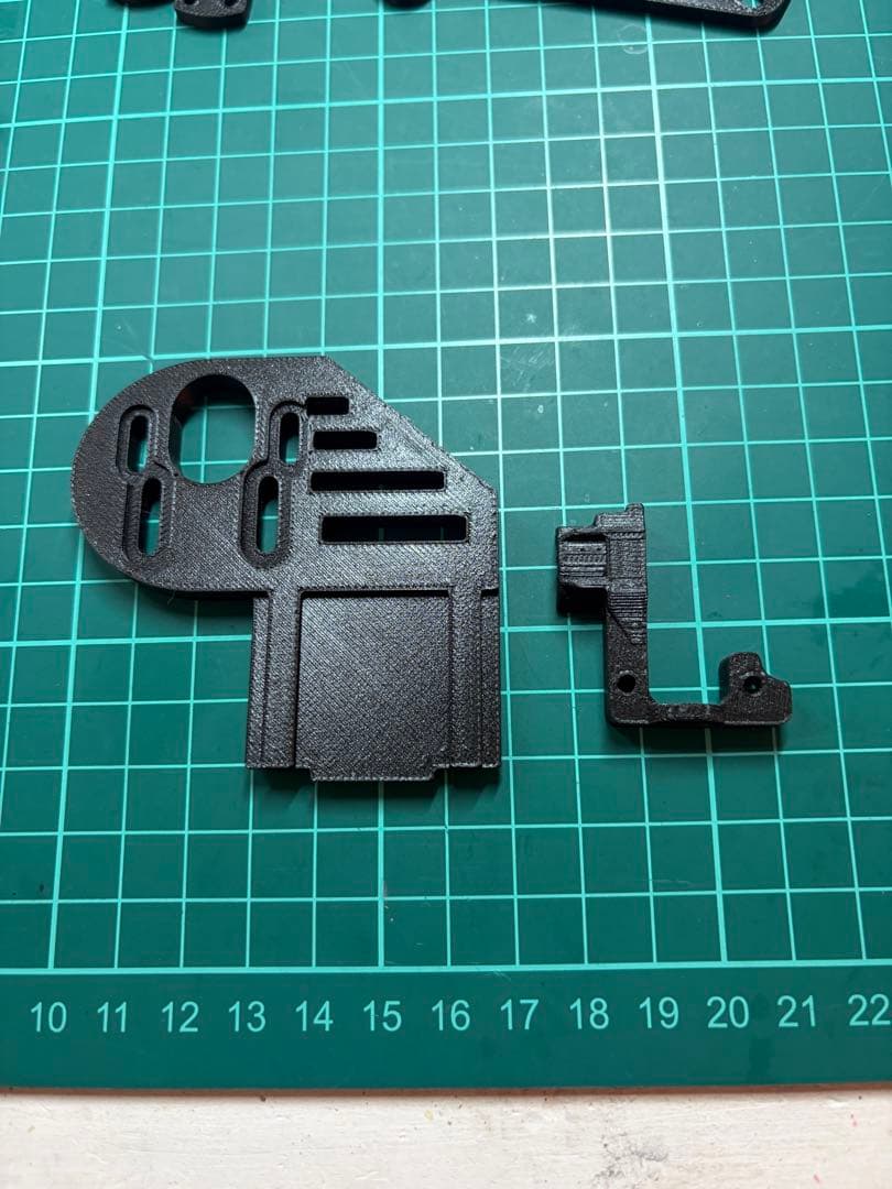 ラジコンパーツ　製作相談用出品　購入禁止