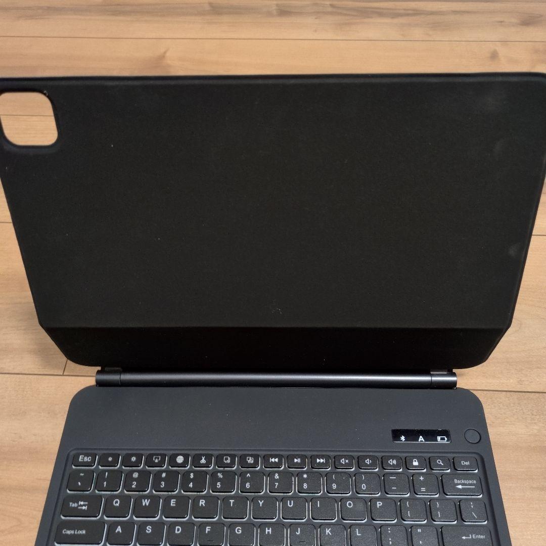 【即日発送】iPad Pro 13インチマジックキーボード　バックライト