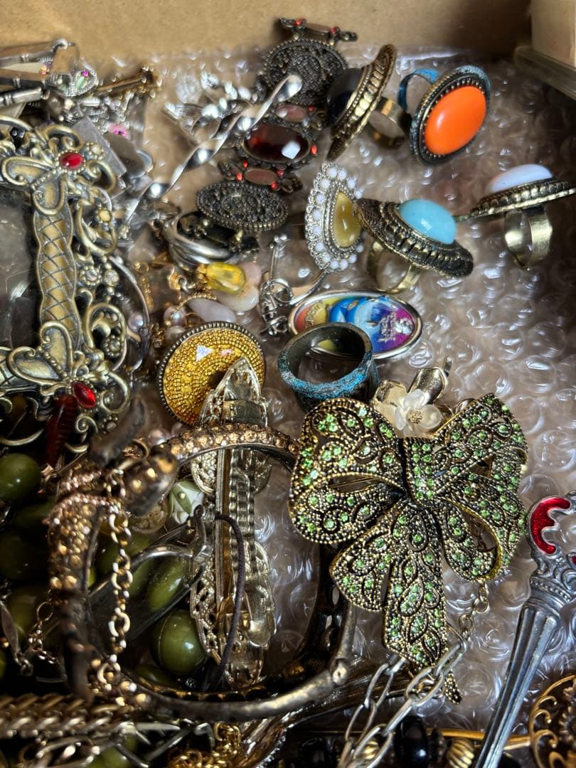 アクセサリーまとめ売り5キロ以上