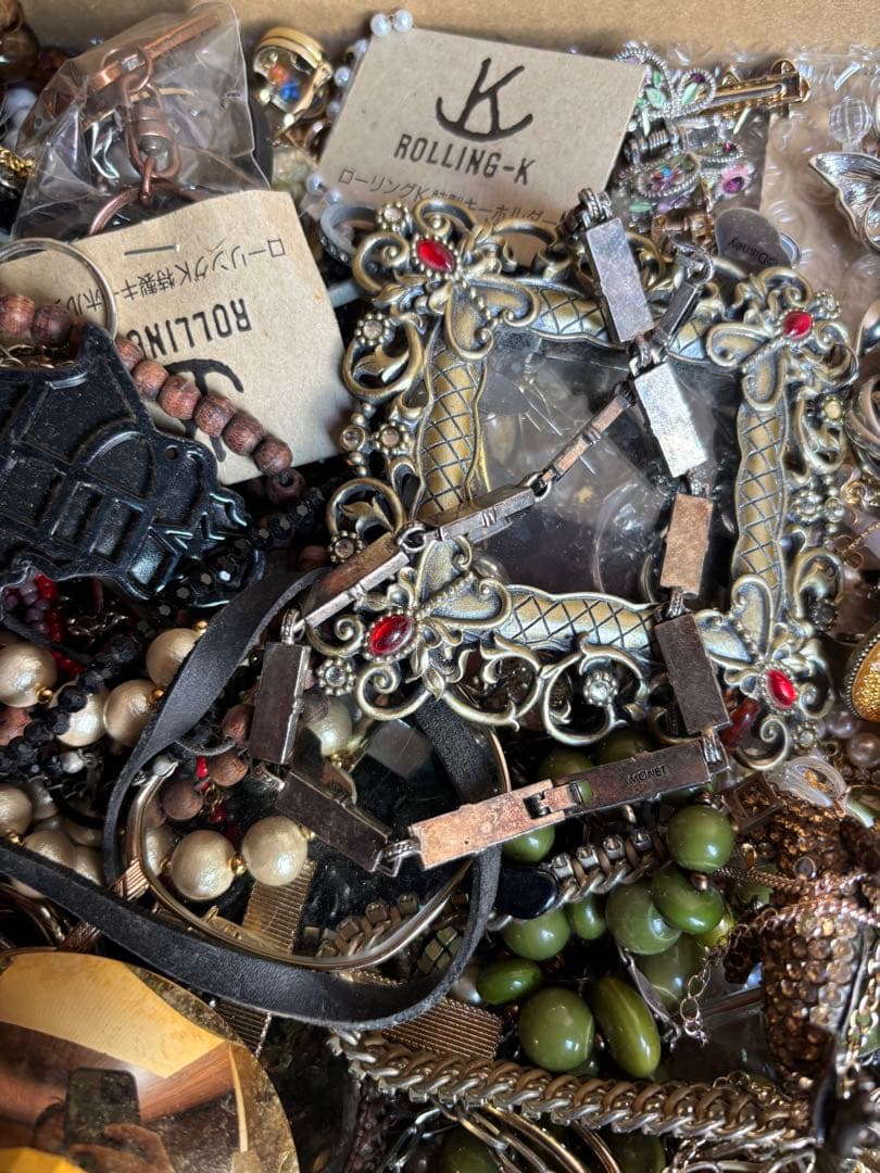 アクセサリーまとめ売り5キロ以上