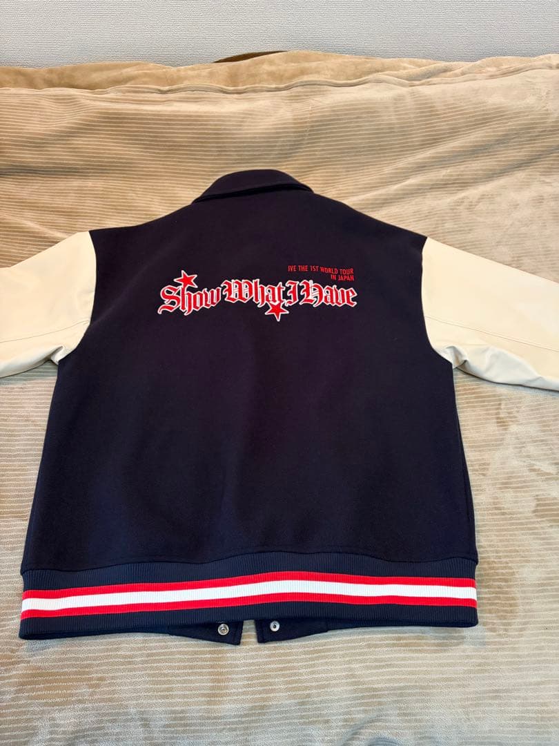 IVE show what i have スタジアムジャンバー Lサイズ