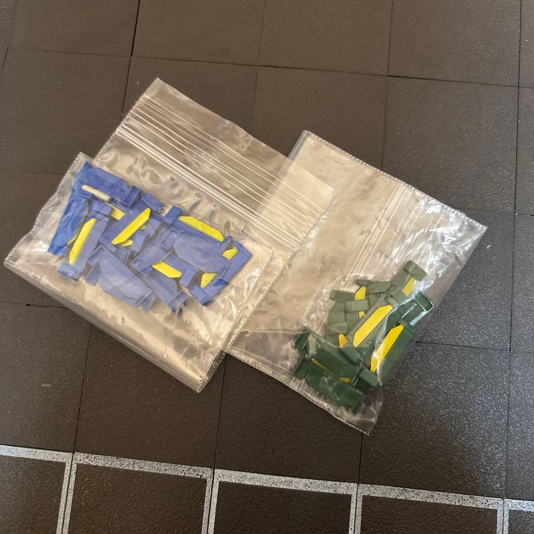超希少 トイズキャビン 1/64 駐車場コレクション ジオラマ