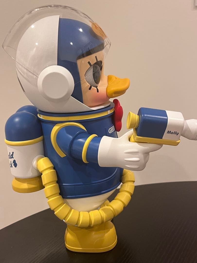 POP MART ドナルド400%