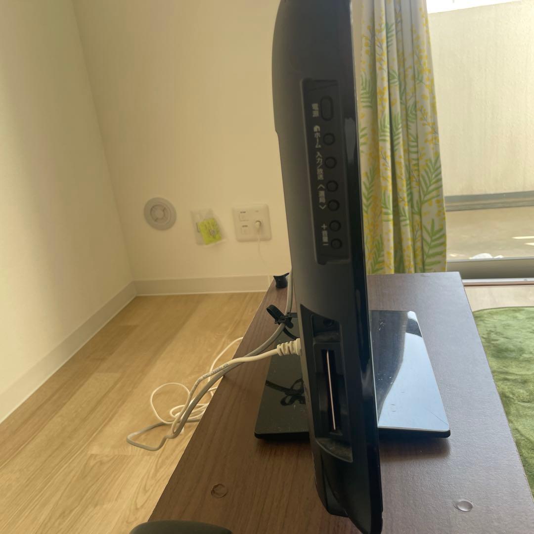 美品　SHARP LC-22K5 22インチ液晶テレビ　コード　リモコン付