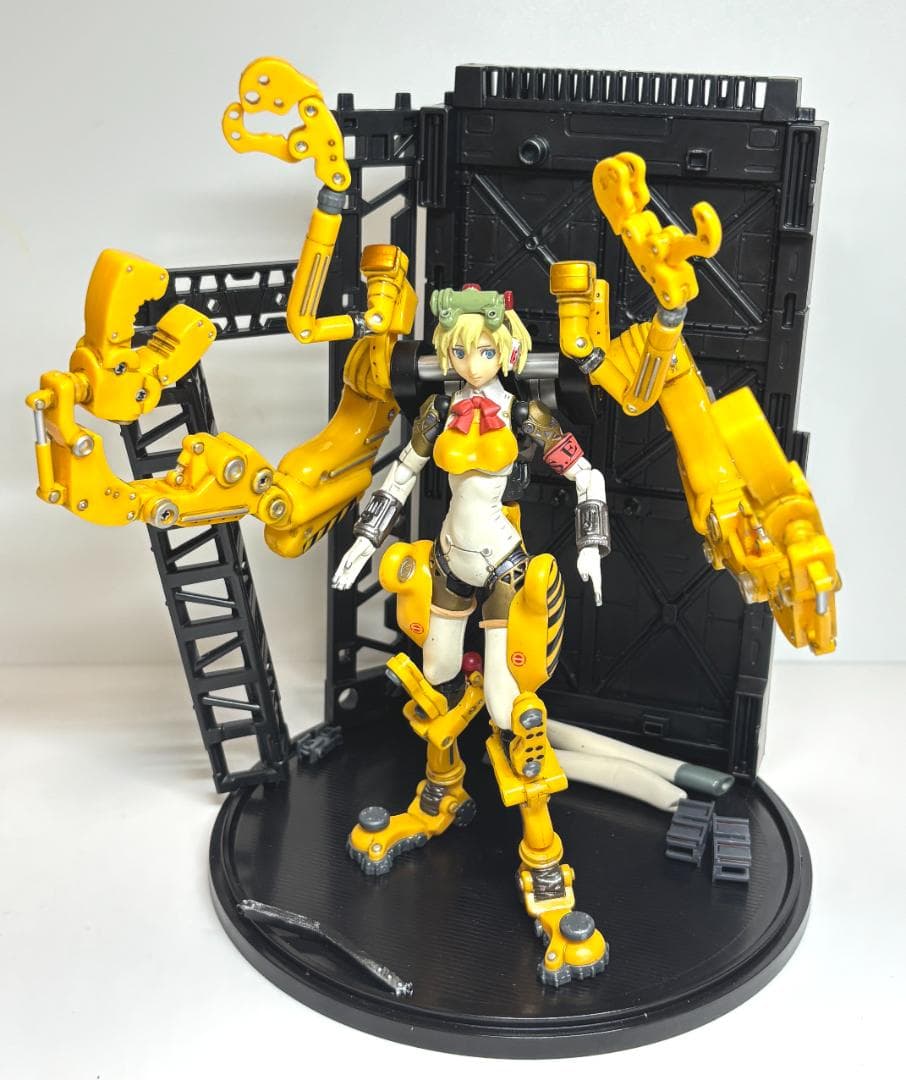DIYフィギャア：少女とロボット機械