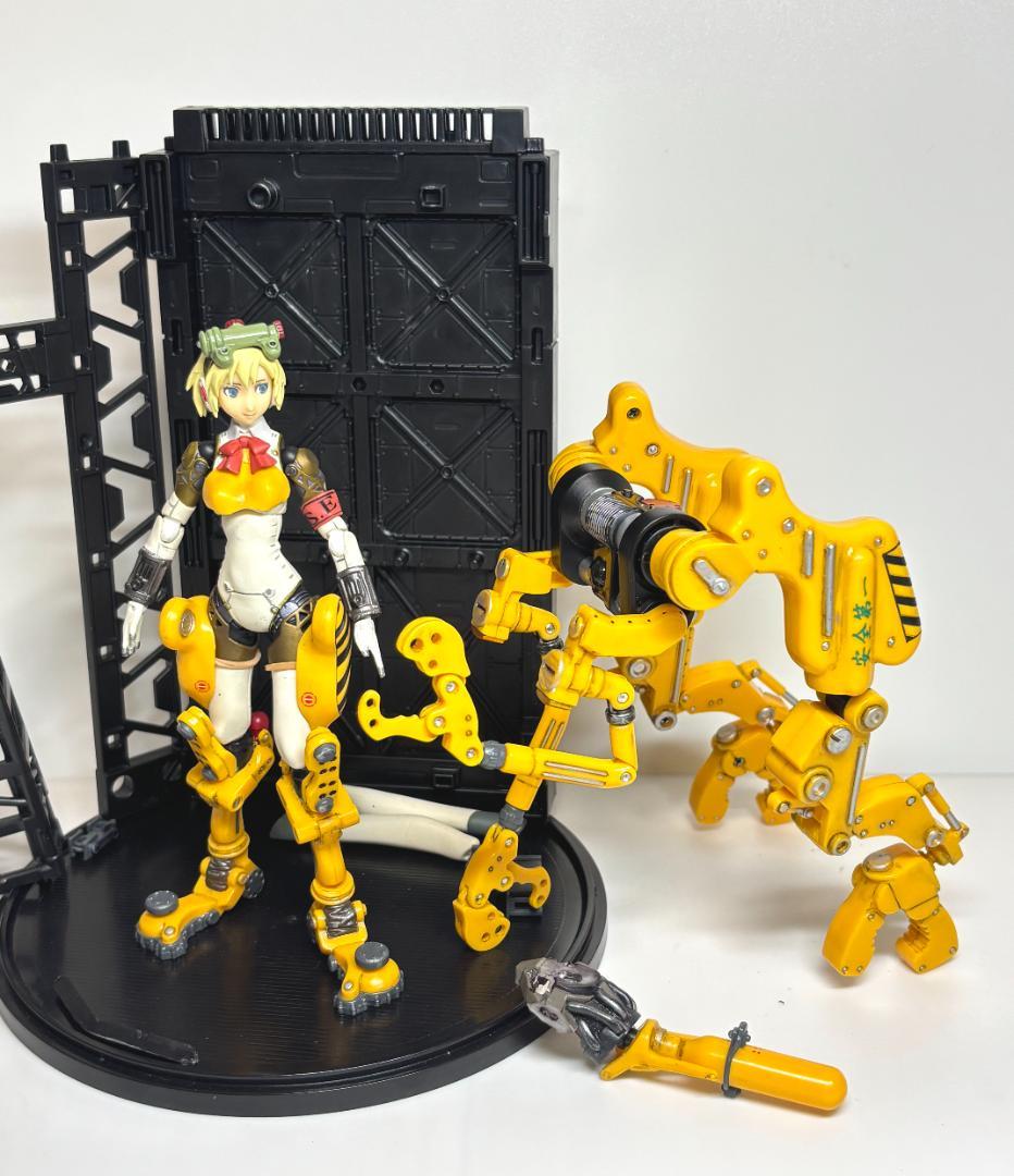 DIYフィギャア：少女とロボット機械