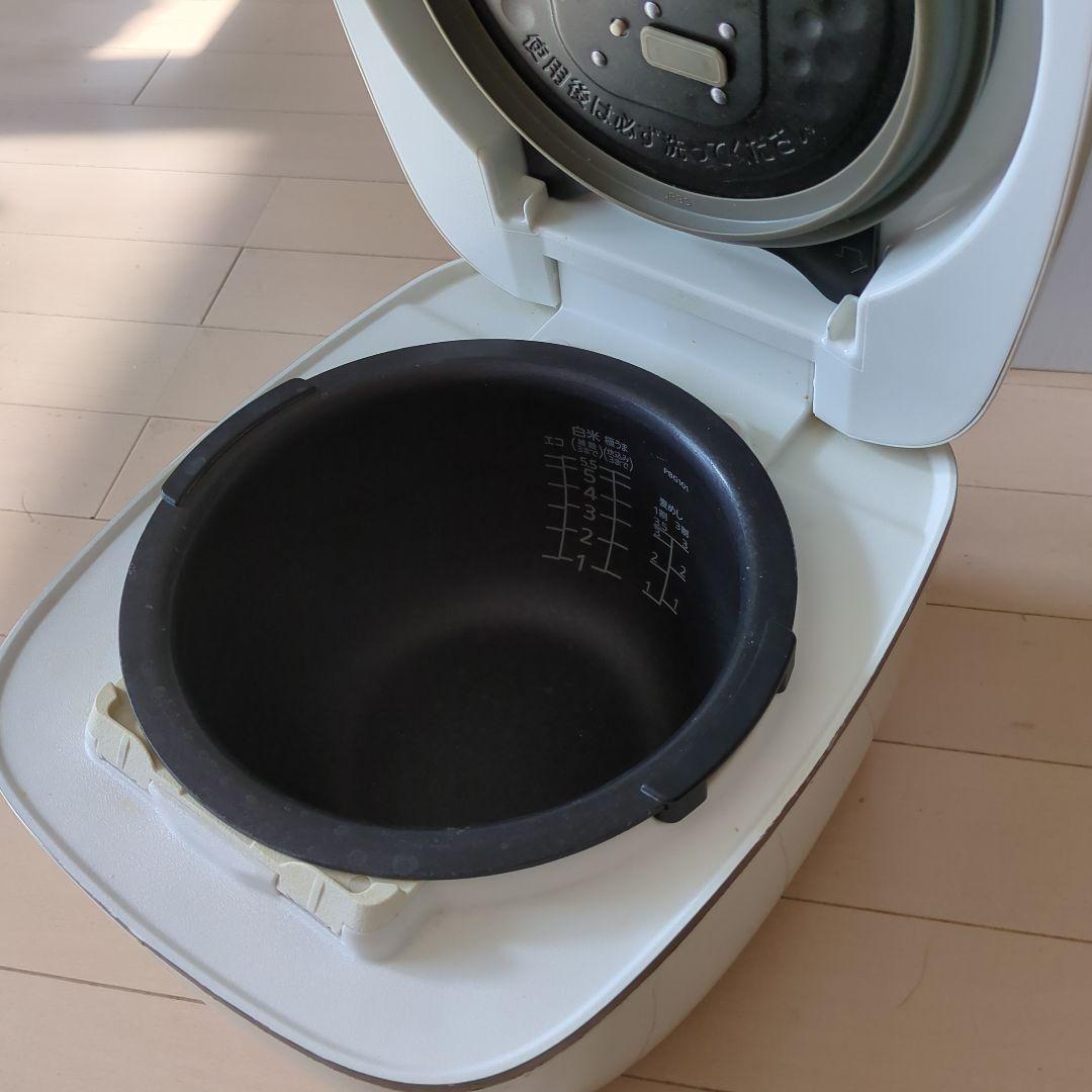 TIGER 圧力IH炊飯ジャー 炊きたて 5.5合炊き JPB-G102