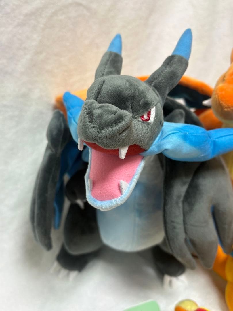 ポケモンセンター限定　リザードン　メガリザードン　ぬいぐるみ　まとめ売り