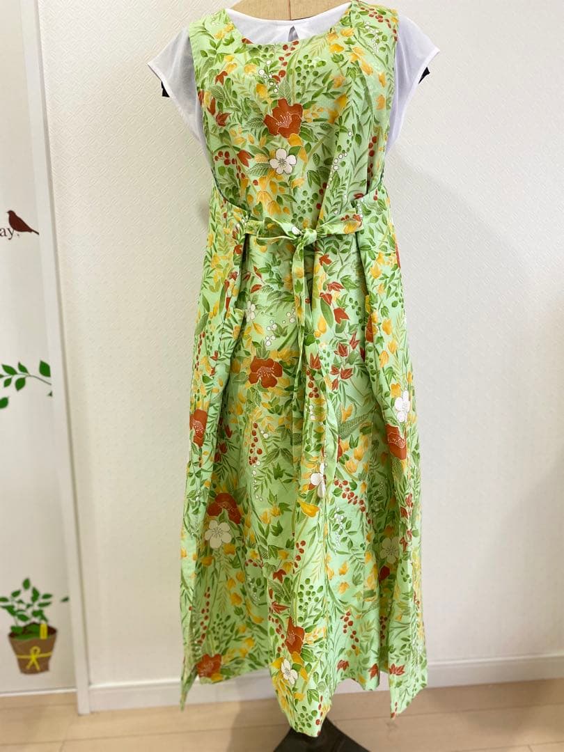 着物リメイク　エプロンドレス　エプロン　ワンピース　着物　古布　フリーサイズ