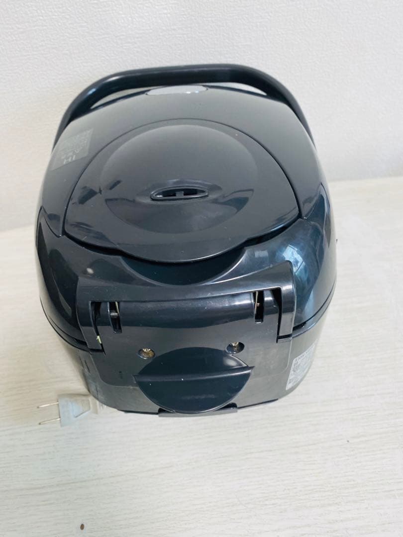 2023年-Zojirushi 炊飯器 NW-V10 ブラック