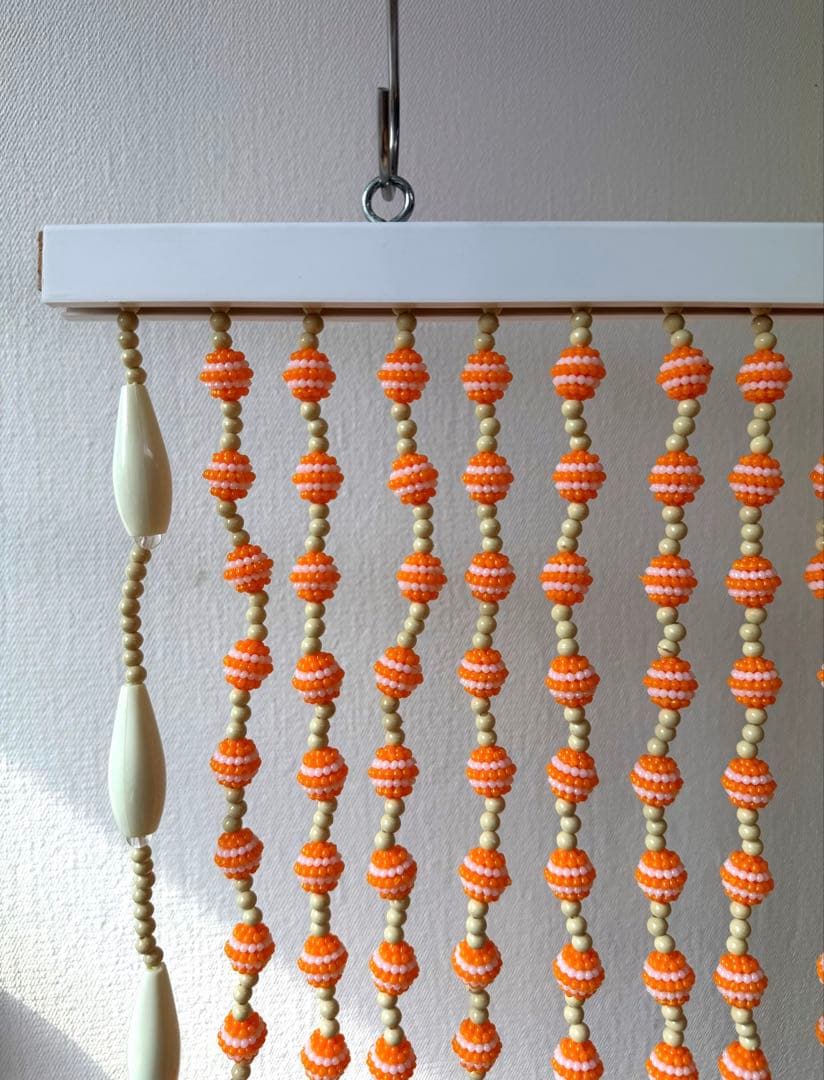 レトロポップ　ビーズカーテン　ビーズのれん　珠のれん　オレンジ　昭和レトロ