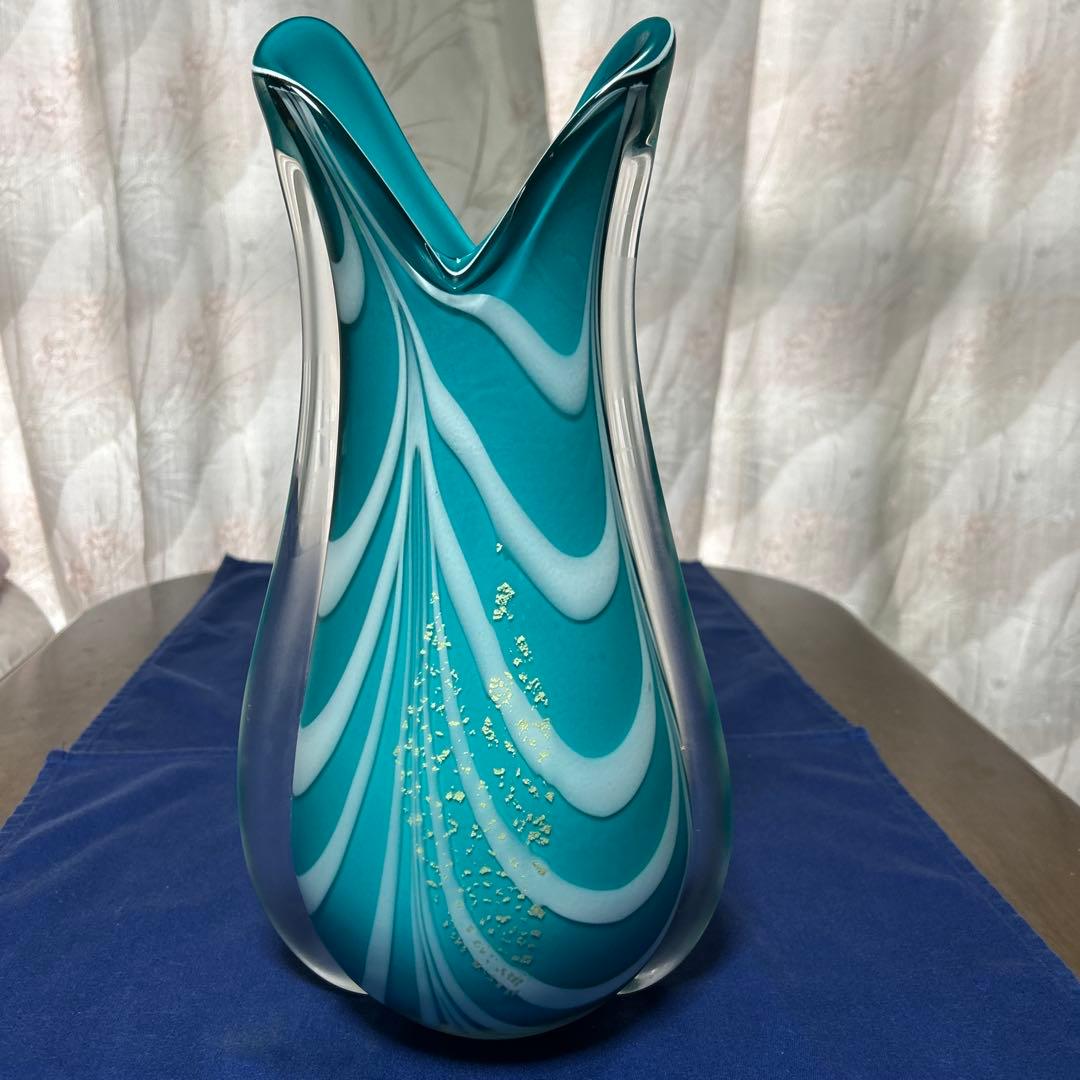 KAMEI GLASS OSAKA の花瓶