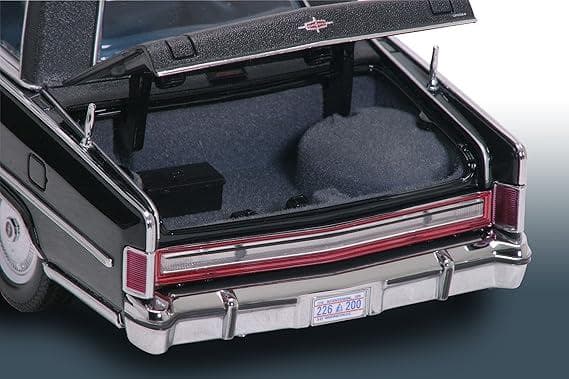 ミニカー 1972 Lincoln Continental Reagan Car 1:24