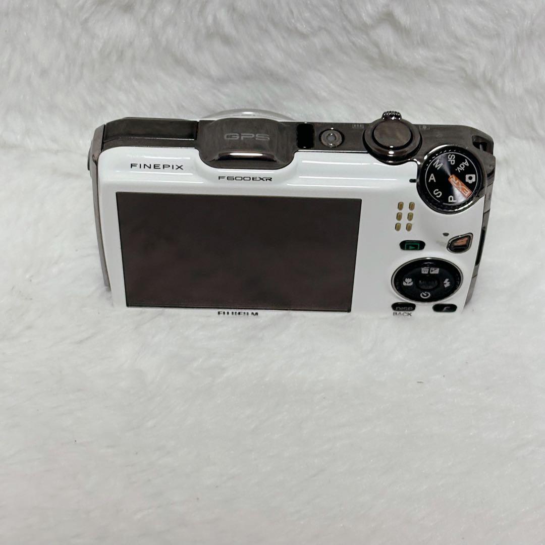 【美品】FUJIFILM FinePix F600EXR
