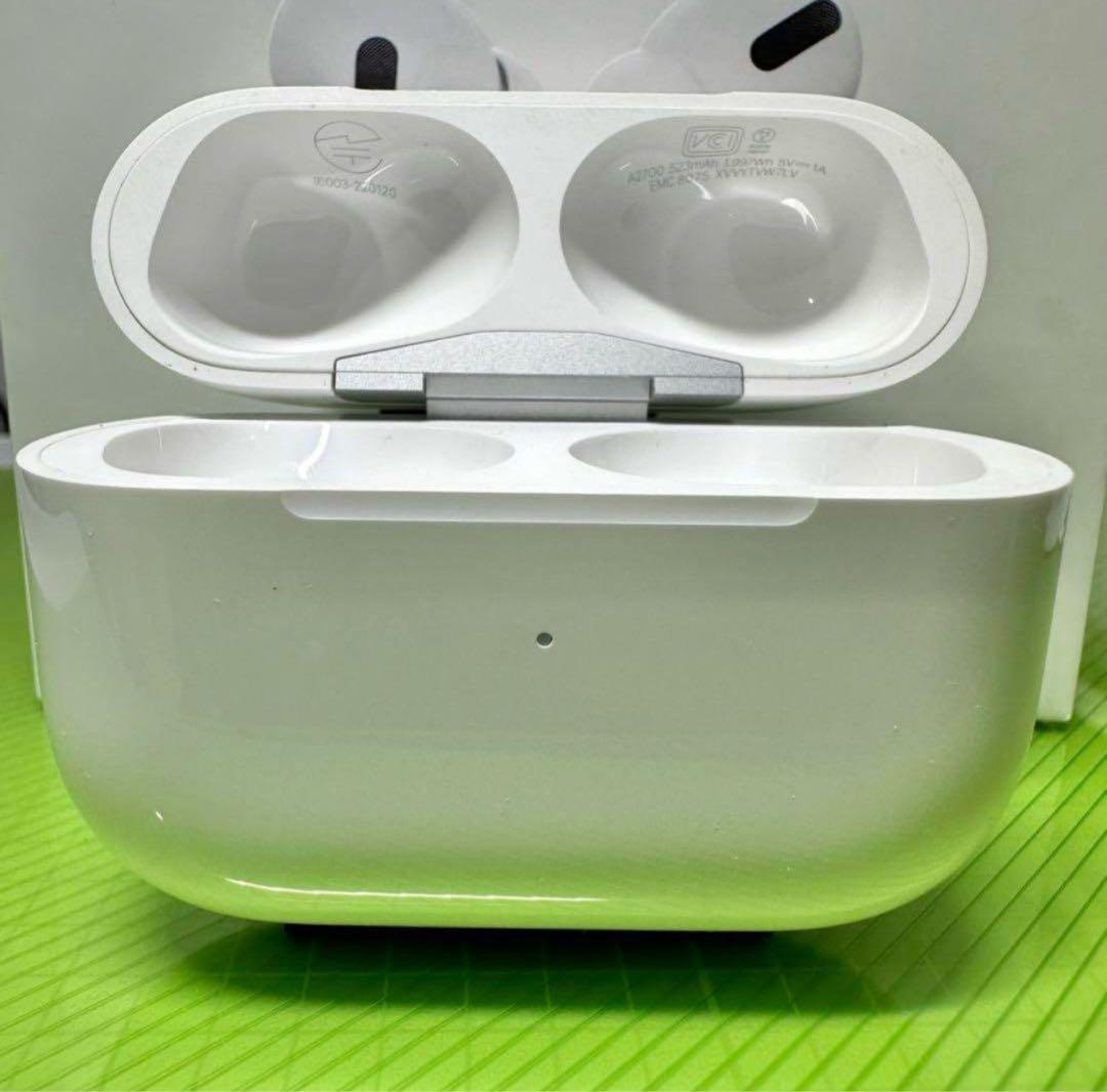 AirPods pro 第二世代　第2世代エアーポッズ充電ケース