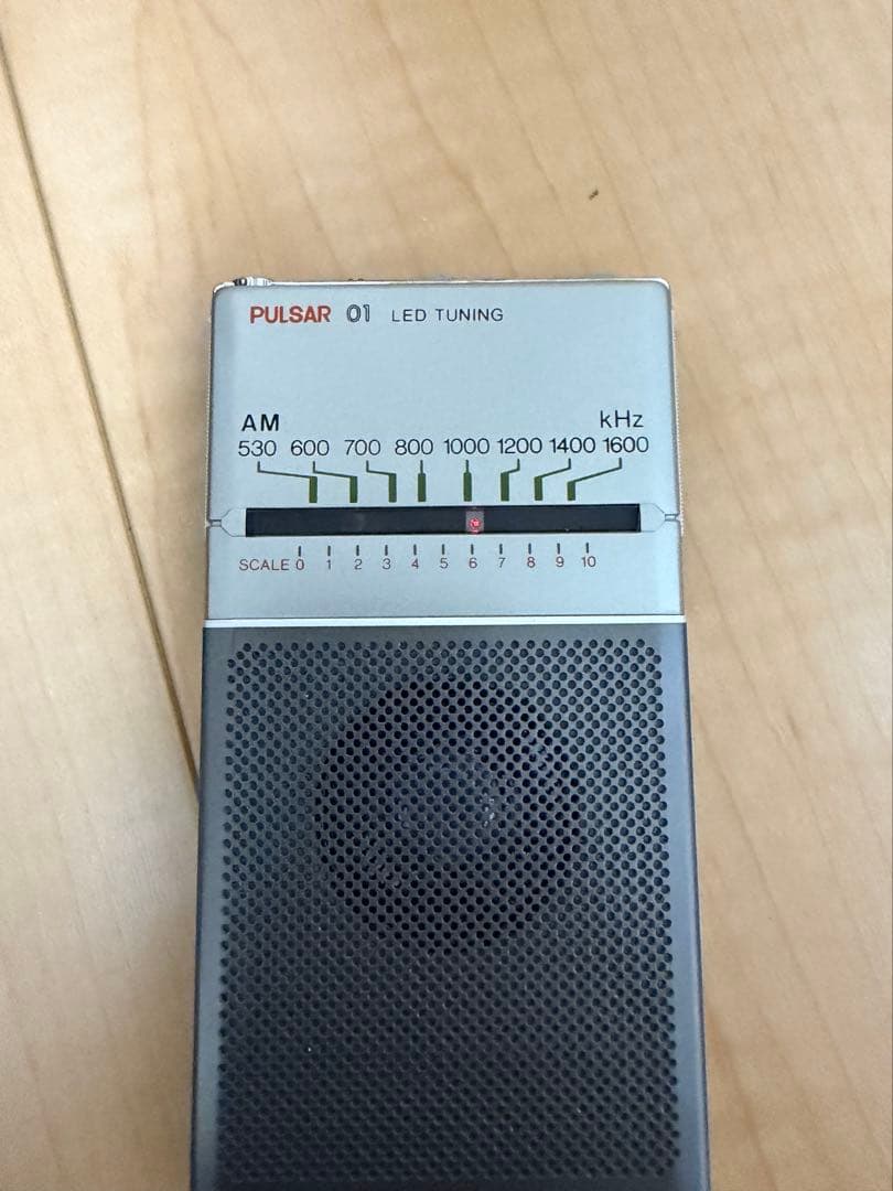 【新品・未使用】SANYO PULSAR 01 (RP-01S) 薄型ラジオ