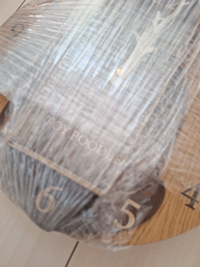 振り子時計 木製時計　 壁掛け時計 トイプードル 茶色 しっぽ　おしゃれ