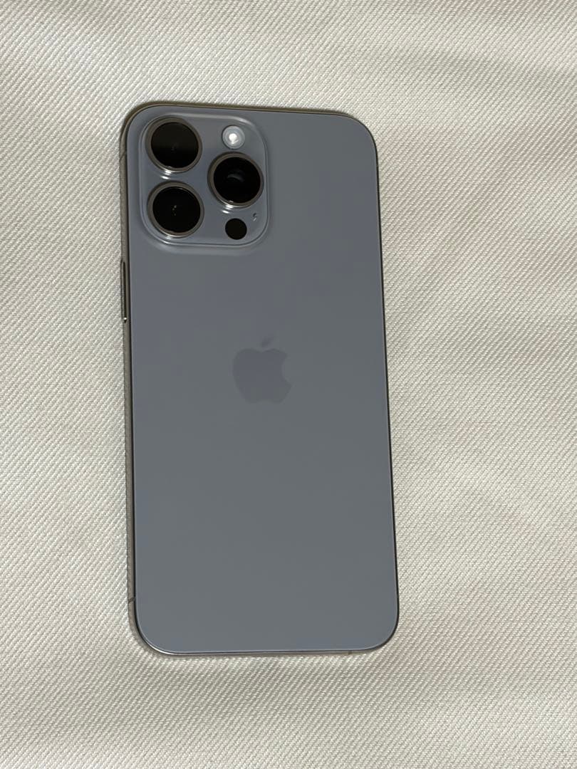 Apple iPhone 15 Pro max ナチュラルチタニウム 本体