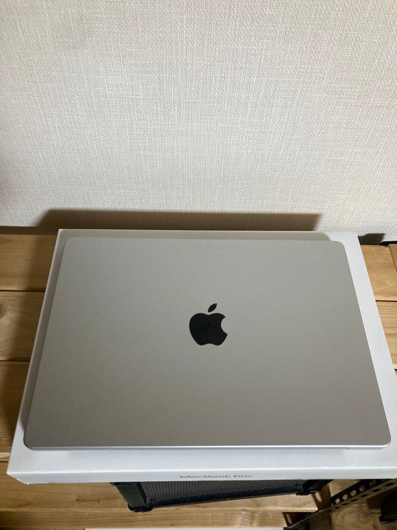 MacBook Pro M1 Pro 14インチ　2021 1TB/16GB