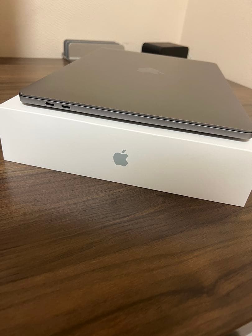 MacBook Pro 13インチ-2018 スペースグレー Touch Bar