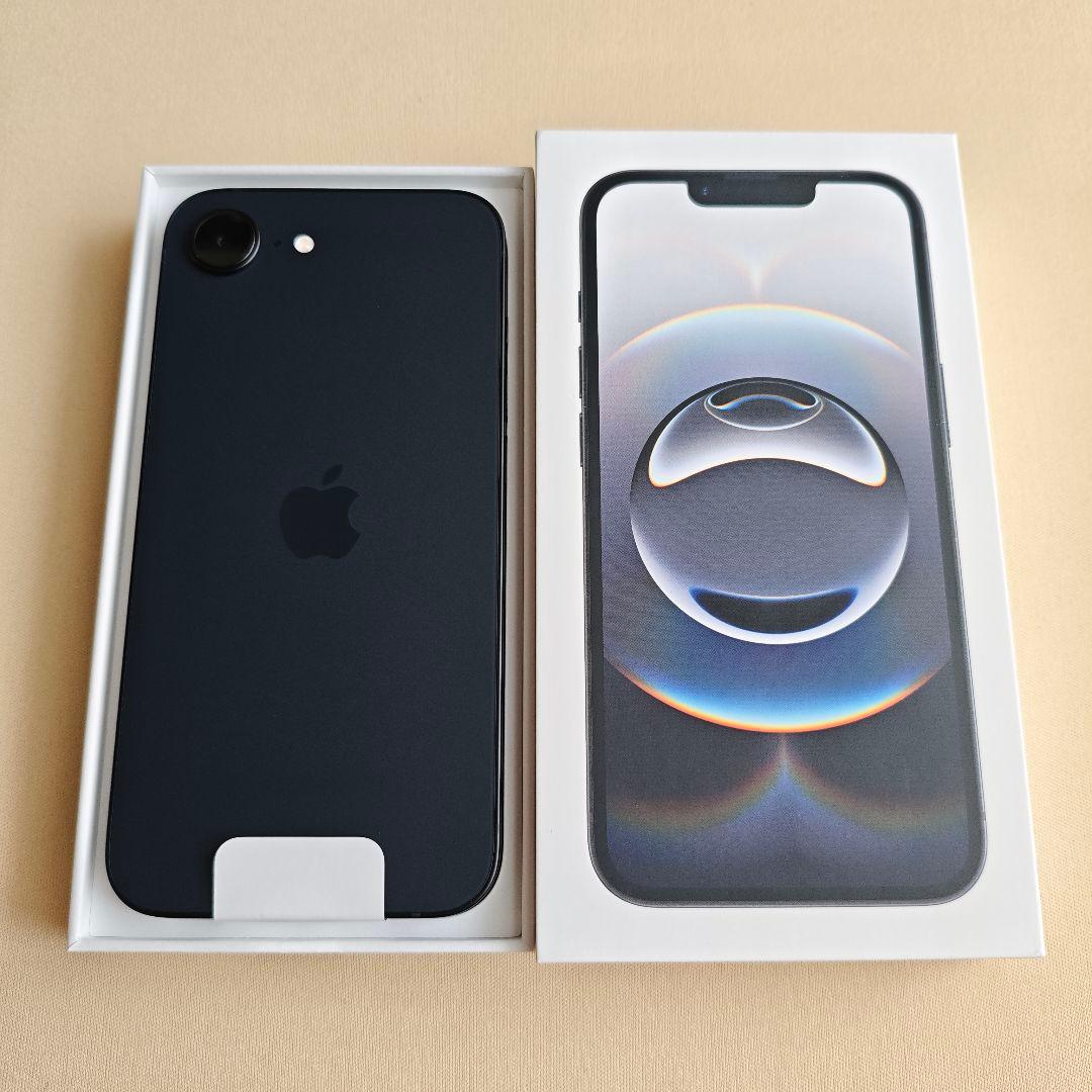 ★Apple iPhone 16e ブラック 本体★