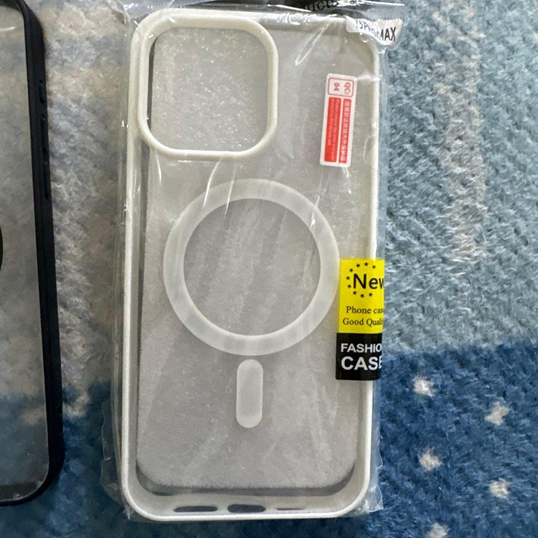 iPhone 15 Pro Max case 用ケースのまとめ売りです