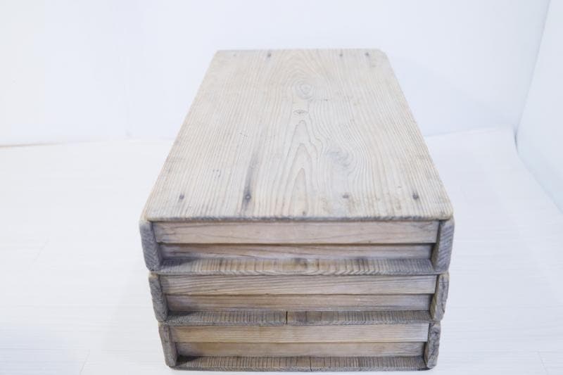 ◆昭和レトロ　◆木製もろぶた3段　ばんじゅう　蓋付き