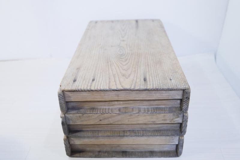 ◆昭和レトロ　◆木製もろぶた3段　ばんじゅう　蓋付き