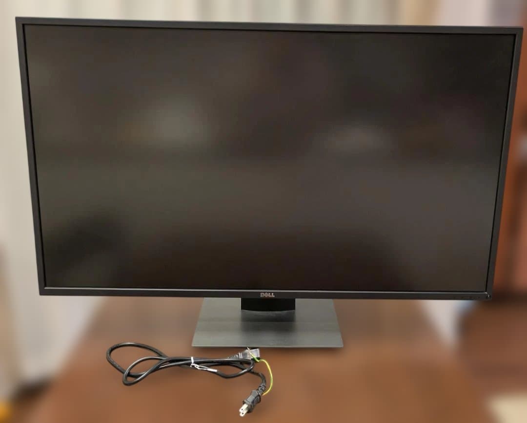 DELLディスプレイ 4K 42.51インチ　本体 P4317Q
