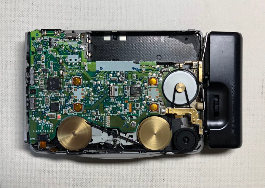 外装より良音をWM-EX622 SONYカセットウォークマン可動品J