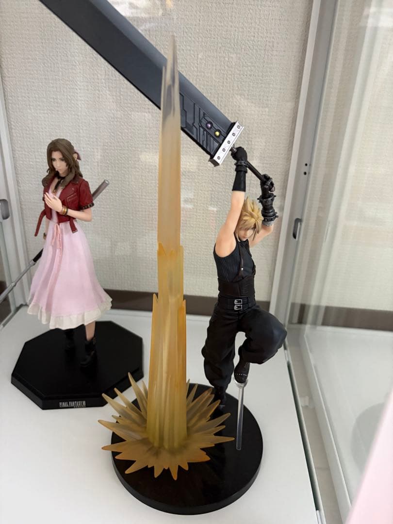 ファイナルファンタジー VII クラウド・エアリス フィギュアセット　一番くじ