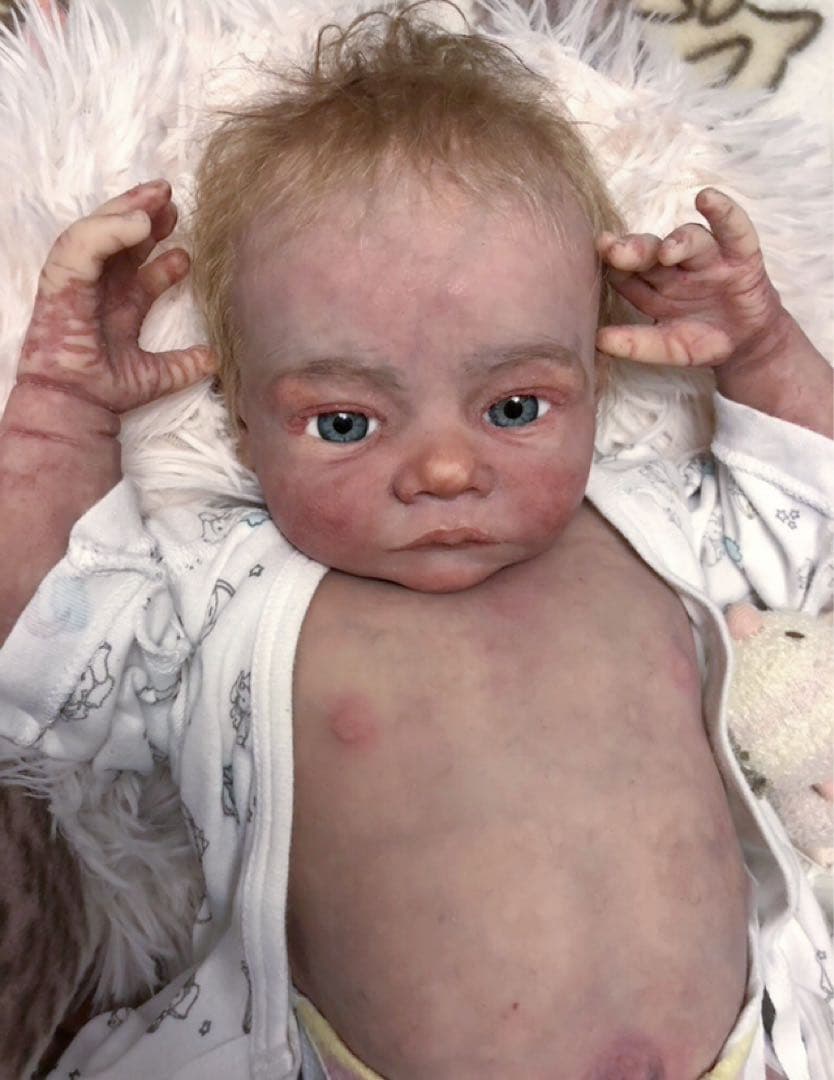 シリコン　リボーンドール　リアル赤ちゃん