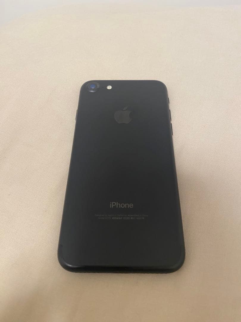 Apple iPhone 7 ブラック 本体 256GB