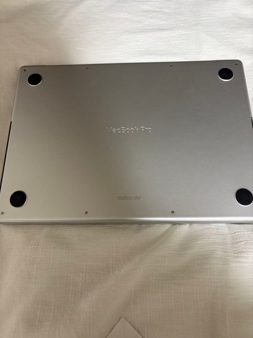 MacBook Pro14インチ M4チップ シルバー 16GB 512GB