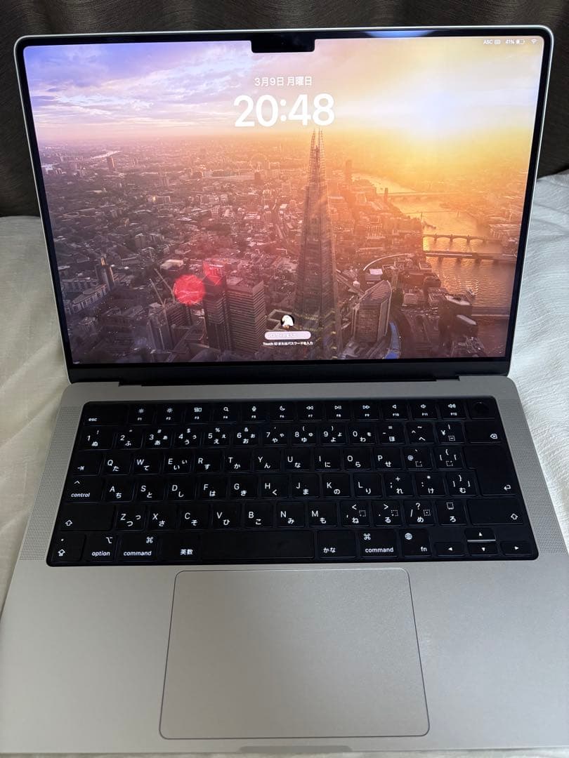 MacBook Pro14インチ M4チップ シルバー 16GB 512GB