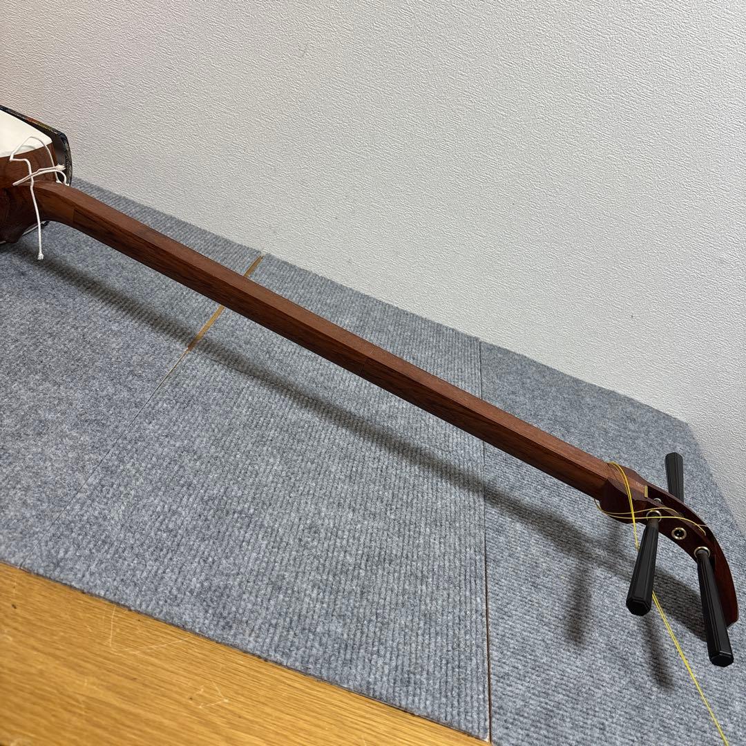三味線 中棹 人工皮 丸打胴 破れ有 和楽器