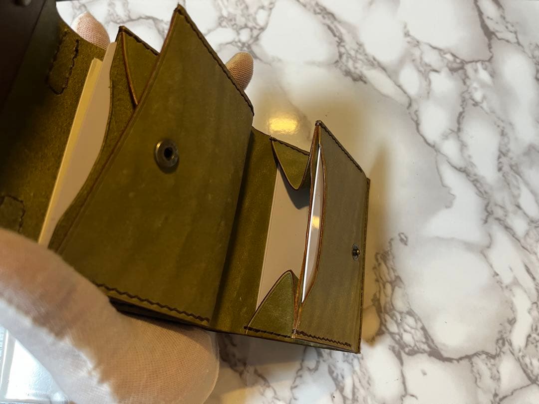 本革　三つ折り財布　マヤ、プエブロ　オリーブ