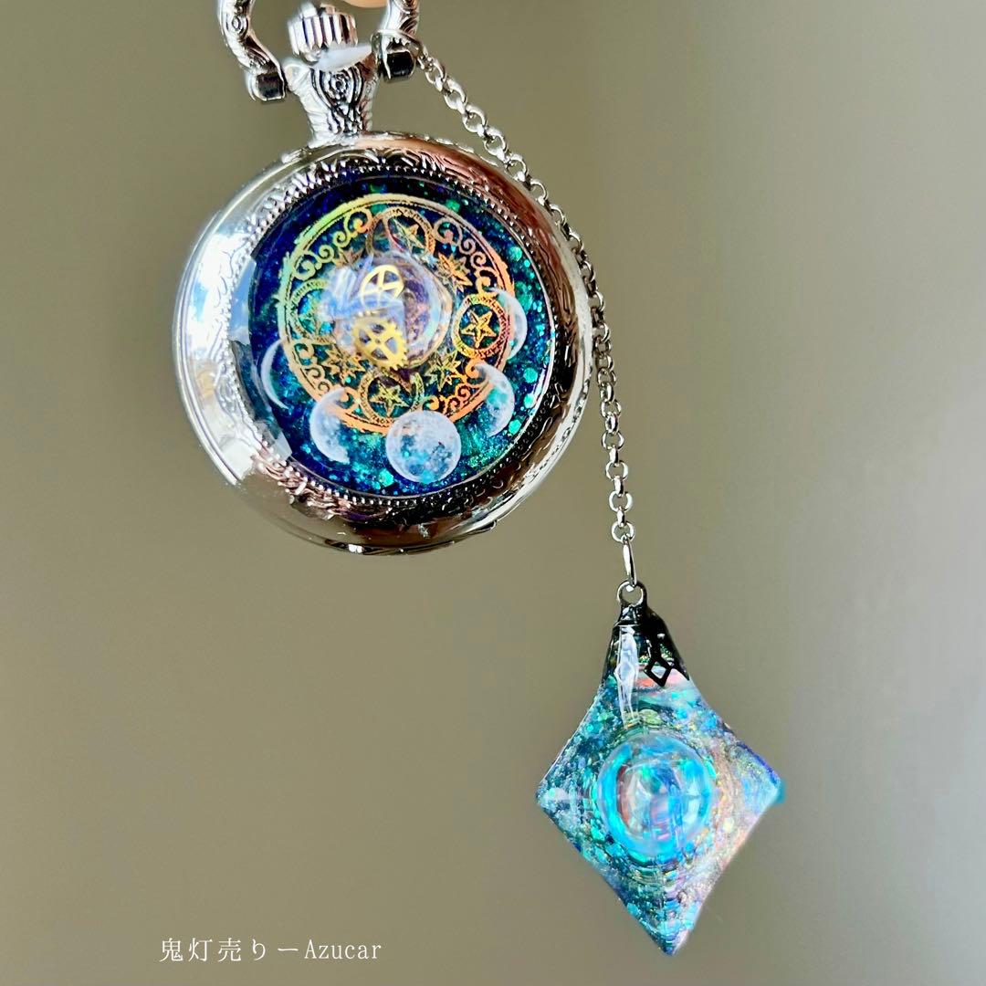 【新作】ルナフラッシュ入り八面体懐中時計｜歯車×蒼宇宙｜電池交換可 5cm
